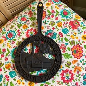 Vintage Vermont Casting Cast Iron Trivet Mill Design on Front Skillet Shaped